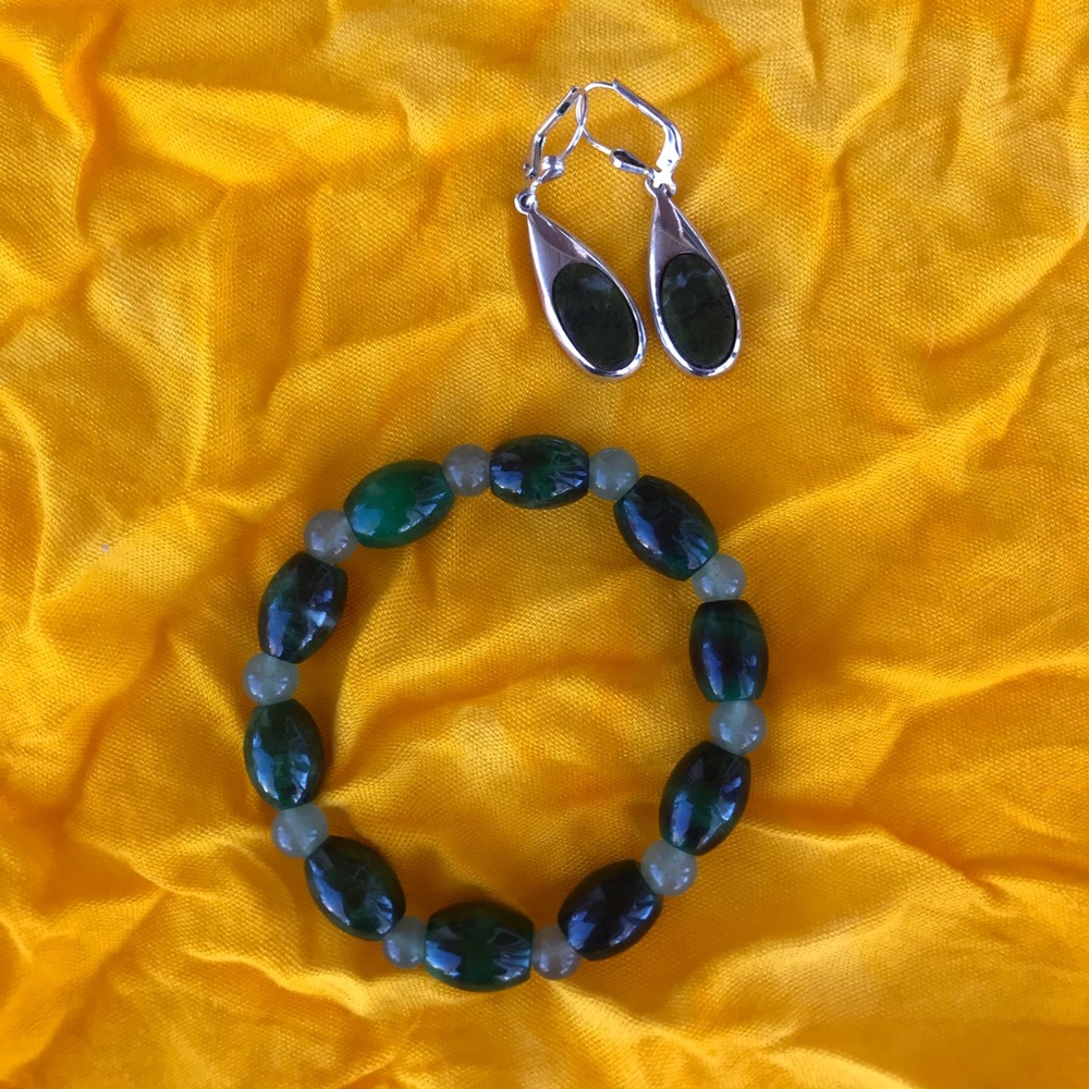 Stone Bracelet and Teardrop Earrings